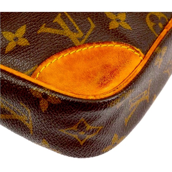 LOUIS VUITTON DANUBE MONOGRAM  CROSSBODY/SHOULDERBAG - Picture 8 of 9